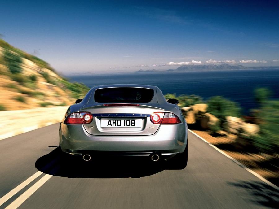  Jaguar XK Coupe 2006 года  (фото 27 из 41)